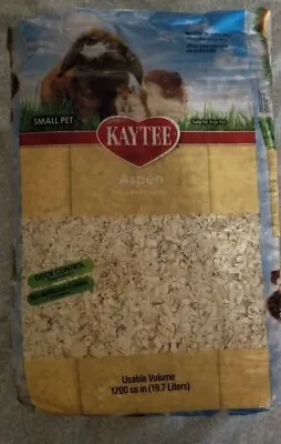 Kaytee Aspen Small Pet Bedding 19.7 Liters • $18