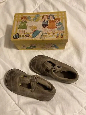 Vintage Wee Walker Leather Baby Shoes With Original Box • $19.99