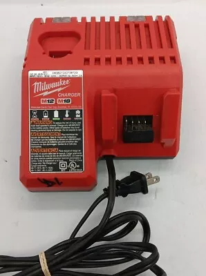 Genuine MILWAUKEE 48-59-1812 18V M12 / M18 LITHIUM ION CHARGER - Great Condition • $6