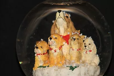 Singing Dog Christmas Snow Globe San Francisco Music Box W  Box Caroling Canines • $24.95