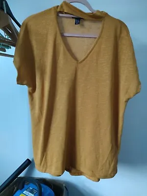 Woman's  New Look  Short Sleeved Mustard Coloured Top Size Medium • £1