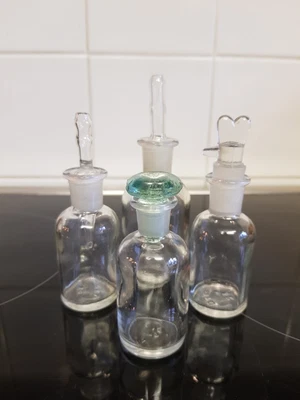 £20 • Buy 4 Vintage Clear Glass Miniture Bottles Glass Stopper Apothecay Chemist Medicine 