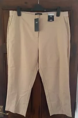 M & S Cropped Cotton Trousers New Size 20 • £6.99