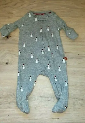 BABY GAP ZIP FRONT SNOWMAN GREY BABYGROW PLAYSUIT NEWBORN Up To 7 Lbs • £6.99