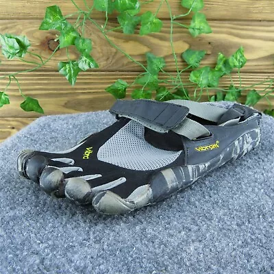 Vibram Five Fingers Barefoot Men Running Shoes Gray Fabric Lace Up Size 40 Med • $49.99