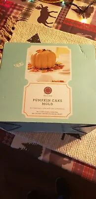 Martha Stewart Pumpkin Cake Silicon Mold • $12