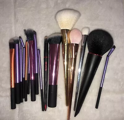 Real Techniques Brush Set Revlon Lot Of 16 • $19