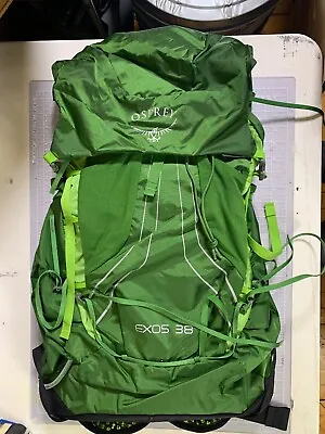 $98 • Buy Osprey EXOS 38 Hiking Backpack, NEW, Small (16-19 In) Tunnel Green 35L