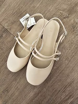 Zara Kids Sandals Girls Size 3.5 Shoes • $11
