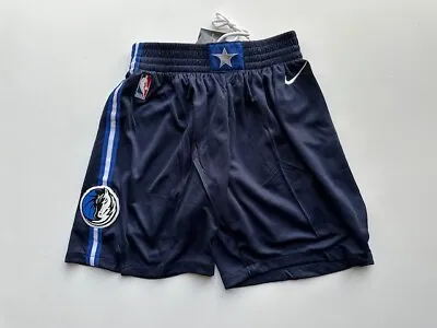 Dallas Mavericks Basketball Shorts Men Size XL Free ShipReturn • $26.99
