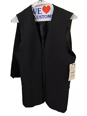 ZARA Short Vest With Vline Neckline • $49.99
