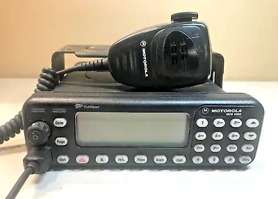 Motorola MCS2000 Mobile Radio 806-870 MHz M01UJN6PW6BN M01HX+834W • $59.99