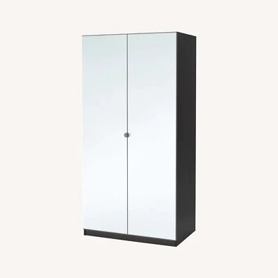 £25 • Buy Wardrobe Set Of X2 MIRROR WARDROBES Used 'Ikea'