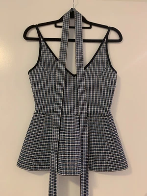 $70 • Buy Scanlan Theodore Crepe Knit Plaid Top Size XS