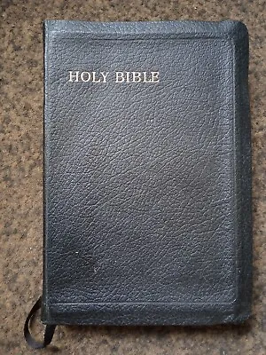 King James Bible. Printed By Eyre And Spottiswoode. 1960's Leather Bound. Used. • £30