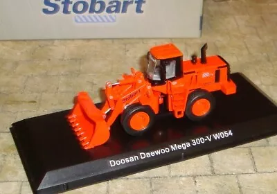 Eddie Stobart -  Doosan Daewoo Mega 300-v Shovel Tractor   - 1:76 - Boxed/stand • $18.59