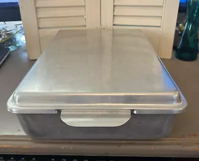 Vintage Mirro Aluminum 9” X  13” Baking Cake Pan & Lid Cover # 54220 • $22