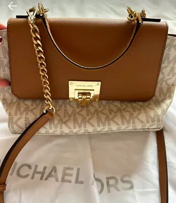 Michael Kors Crossbody Bag Used • £52