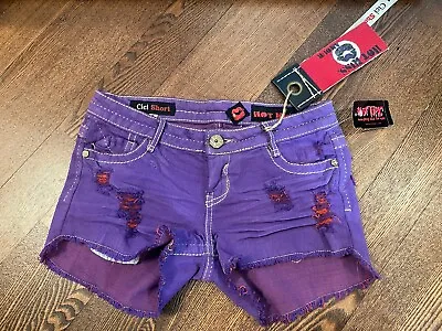 Hot Topic- Vintage Hot Kiss Cici Short Size- 1 • $25