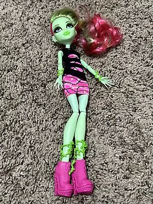 Monster High Rare Venus Mcflytrap Coffin Bean Doll  • $34.99