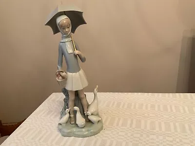 LLADRO Girl With Umbrella Ducks Geese Figurine Retired 1977 Daisa Spain • $150