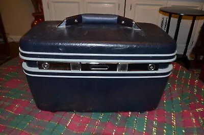 Vintage Samsonite Silhouette Train Case Blue W/Tray And Original Keys • $59.99