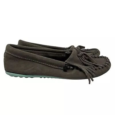 Minnetonka Gray Suede Classic 401T Kilty Moccasins Women's Size 6 • $26.99