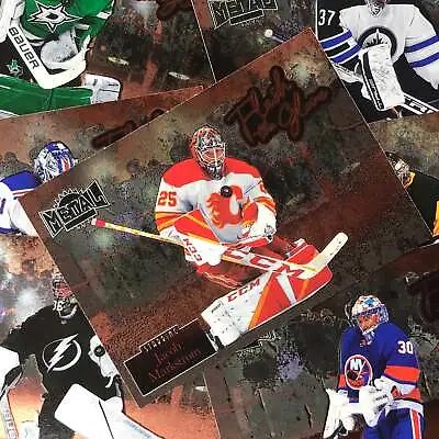 2022-23 Metal Universe NHL LOGAN THOMPSON Flash The Glove Base #16 • $2.99