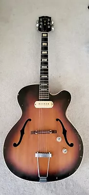 Vintage GUILD Electric Guitar  • $750
