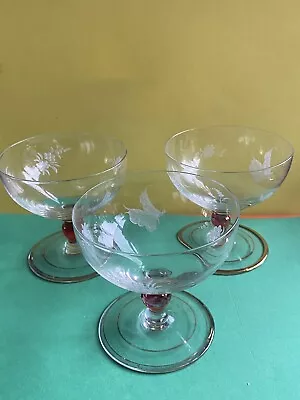 £15 • Buy 3 Stunning Vintage Etched Glass Champagne Coupe Cocktail Martini Wine Glasses