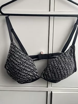 Calvin Klein Bralette Medium • £4