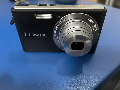 Panasonic LUMIX DMC-F5 14.1MP Digital Camera - Black • £70