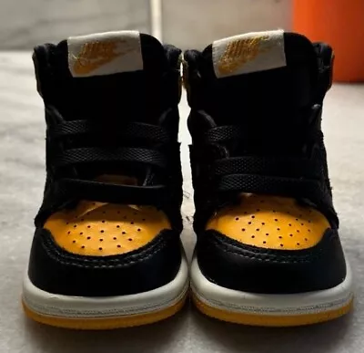 *NEW* Toddlers Air Jordan 1 Retro High OG (TD) Black / Yellow (AQ2665 711) • $11.50