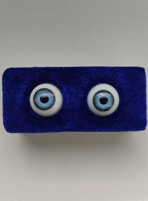 £8.99 • Buy Glass Eyes For Dolls  SIZE 15mm Approx  PLEASE READ DESCRIPTION RE POSTAGE!