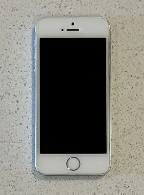 Apple IPhone 5s - 16GB - Silver (Unlocked) A1530 (GSM) (AU Stock) • $70