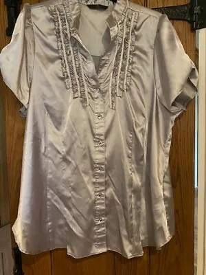 £5 • Buy Silver Shiny Satin Shirt Top EVANS Size 20 Christmas Party Stretch Crystal