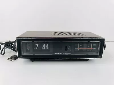 Vintage Lloyd's FM/AM Clock Radio Model JJ-6152 Parts Only • $11.95