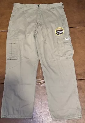 Men's Wrangler Fleece Lined Cargo Pants In Tan Size 36 X 30 • $34.99