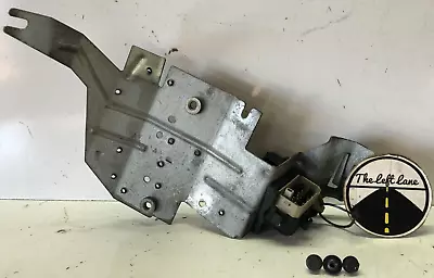 Volvo 940 Engine Bay Fender Well Bracket Left Driver Side Diagnostic Port • $29.99