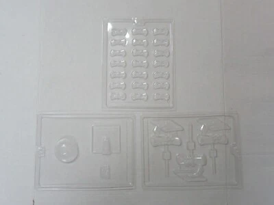 $10 • Buy GRADUATION CANDY MOLDS  ~3 Different Molds - VGUC