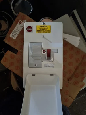 £10 • Buy Wylex 80amp Switch Fuse