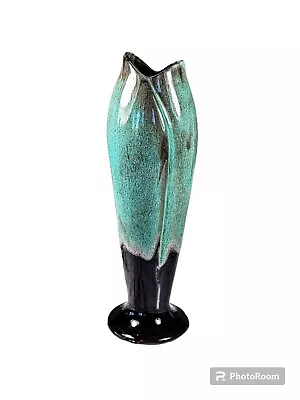 Vintage Terracotta Tulip Pottery Vase Green And Black Dipped Glaze 595 • $22.20