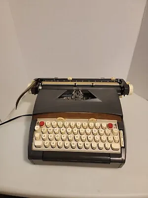 Vintage Sears Electric 12 Typewriter With Carrying Case • $20