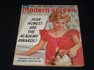 1961 April Modern Screen Magazine - Joe D. Marilyn Monroe Inside - E 6370 • $60