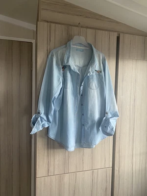 £3.20 • Buy Ladies Denim Shirt Size 18