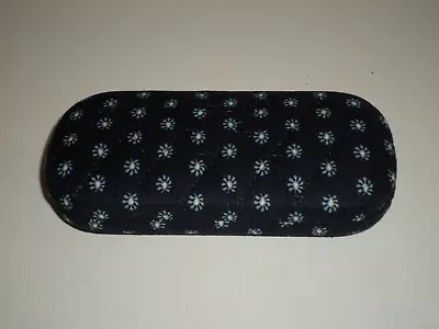 Vera Bradley Seaport Navy Hard Eyeglass Case Very Nice Retired  • $15.99