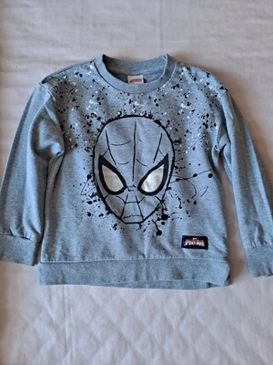 £3 • Buy Boys Hoodie 7-8 Years Used