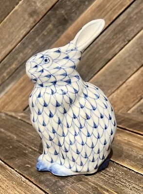 $14.99 • Buy Andrea By Sadek Fishnet Hand-Painted Blue/White Porcelain Bunny Rabbit 5.5 