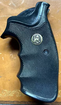 Pachmayr Gripper Smith & Wesson S&W K Frame Square Butt Grips With Screw • $15