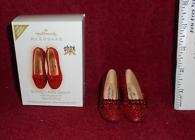 £9.67 • Buy 2009 Hallmark   Dorothy's Ruby Slippers  Sp. Ed. Wizard Of Oz  Ornament  Display